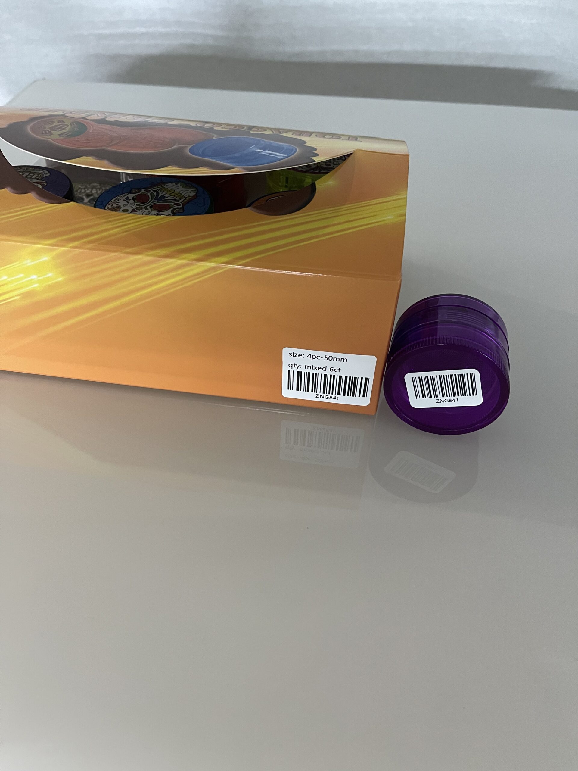 4 Layer Plastic Herb Grinder 50mm ZNG841